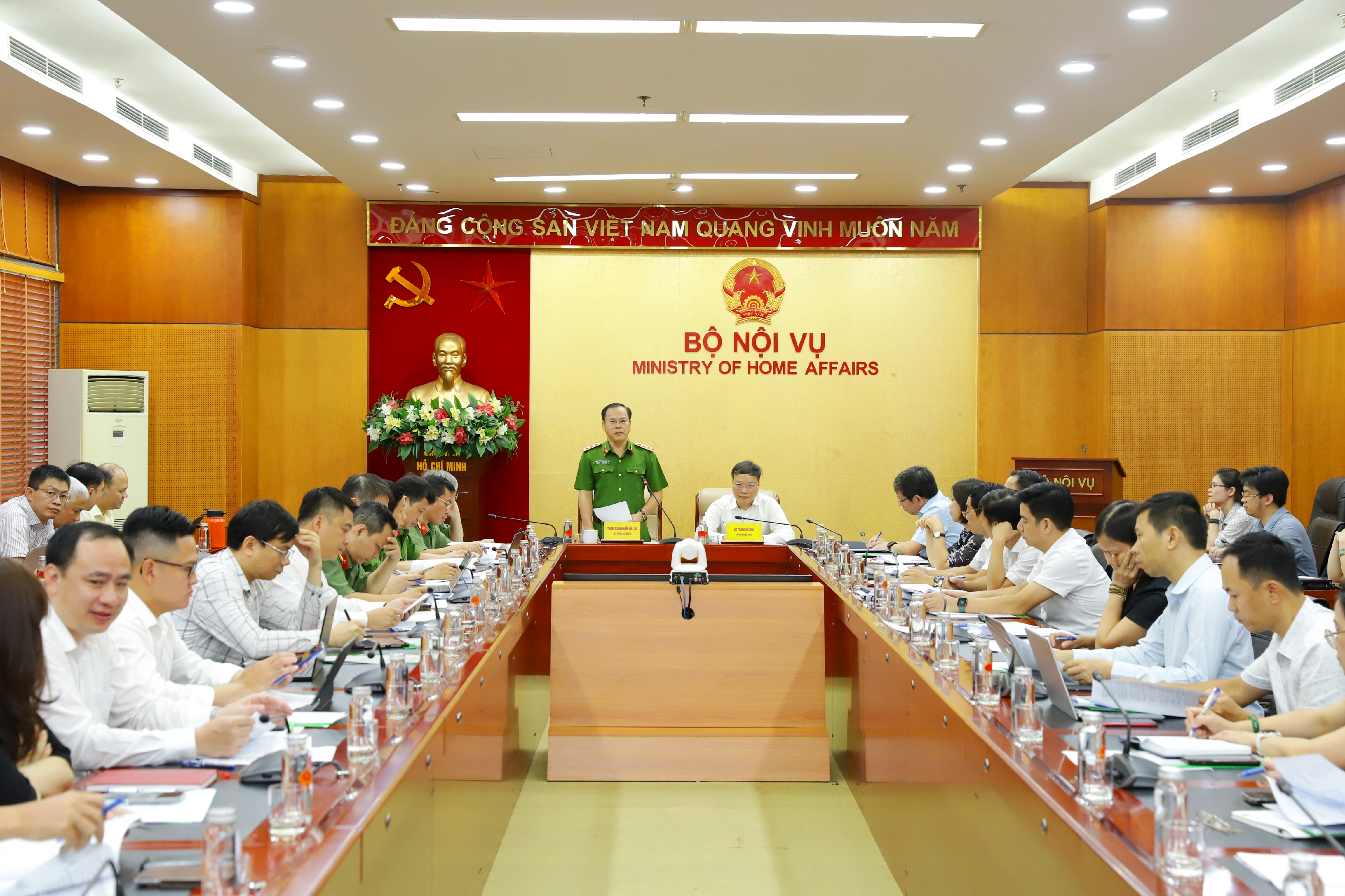 Chương trình làm việc giữa Bộ Nội vụ và Ban Chỉ đạo Trung ương về phát triển khoa học, công nghệ, đổi mới sáng tạo và chuyển đổi số